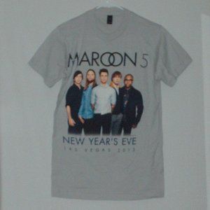 Maroon 5 New Year's Eve 2013 concert T-shirt small